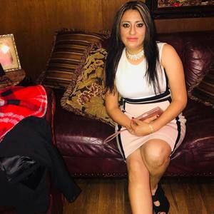 Meet your Posher, Adriana